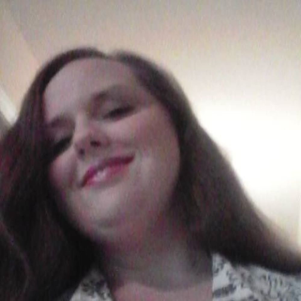 Meet your Posher, Carla